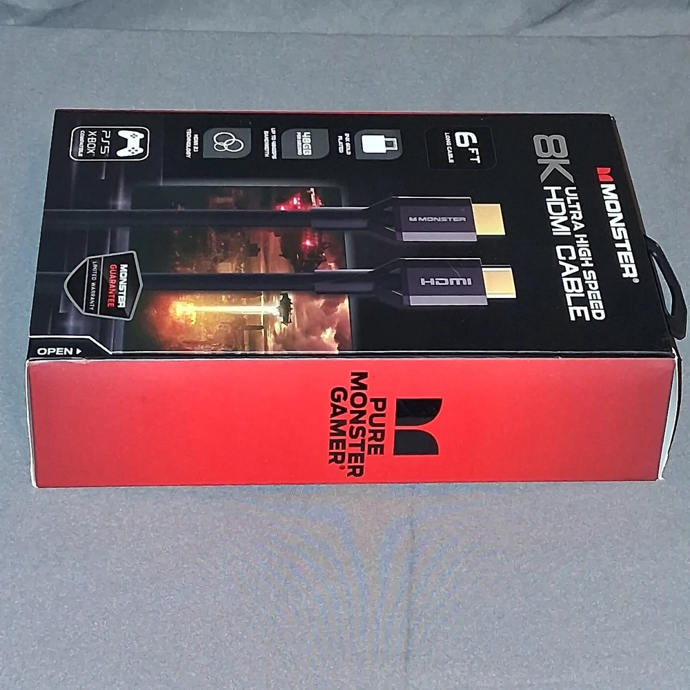 8K Ultra High Speed HDMI Cable - Black and Gold